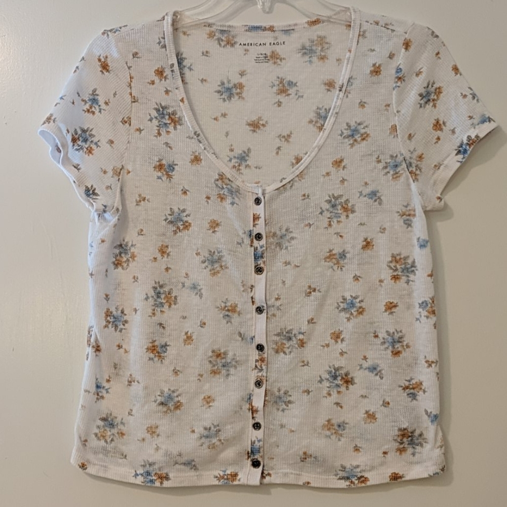 American eagle shirt with floral pattern size L